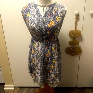 Ann Taylor Loft Floral sleeveless lined midi V-neck dress ties in front & waist